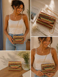 Bolso Bora multicolor.